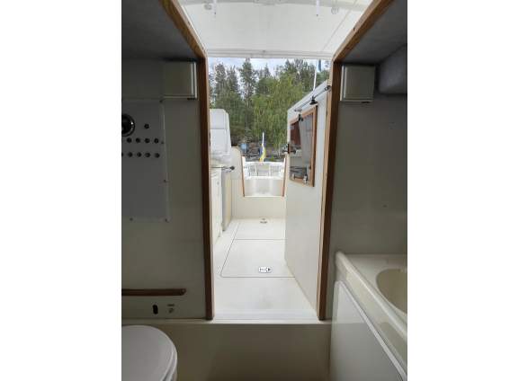 2026-02/10-bertram-moppie